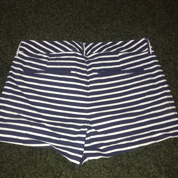 Old Navy Shorts - Picture 4 of 5